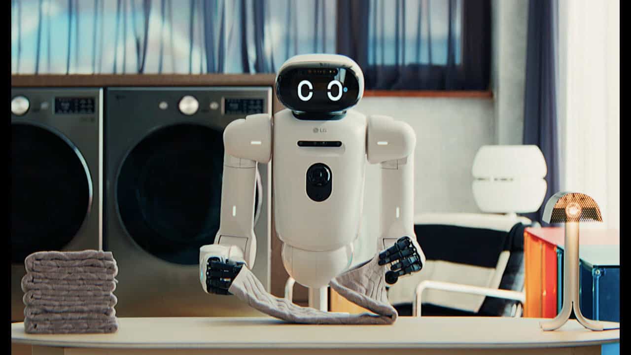 LG Announces "Zero Labor Home" with New CLOiD Robot