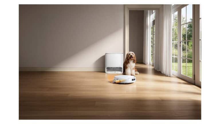 Narwal's Freo 20 Robot Vacuum Mops With Hot Water and Cleans Its Pads in Real Time