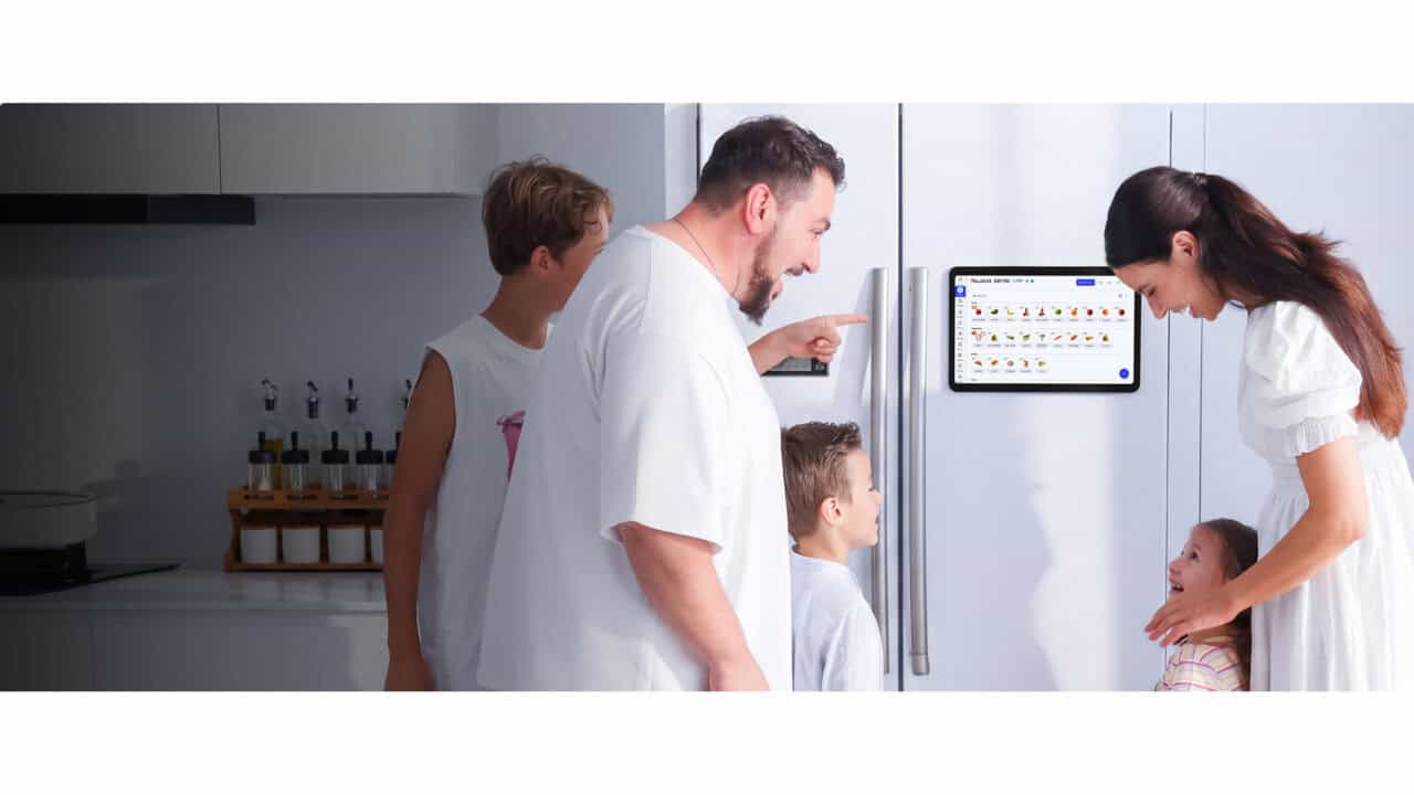Everblog's FridgeCal 2 Turns the Fridge Door Into a 15.6-Inch AI Family Hub