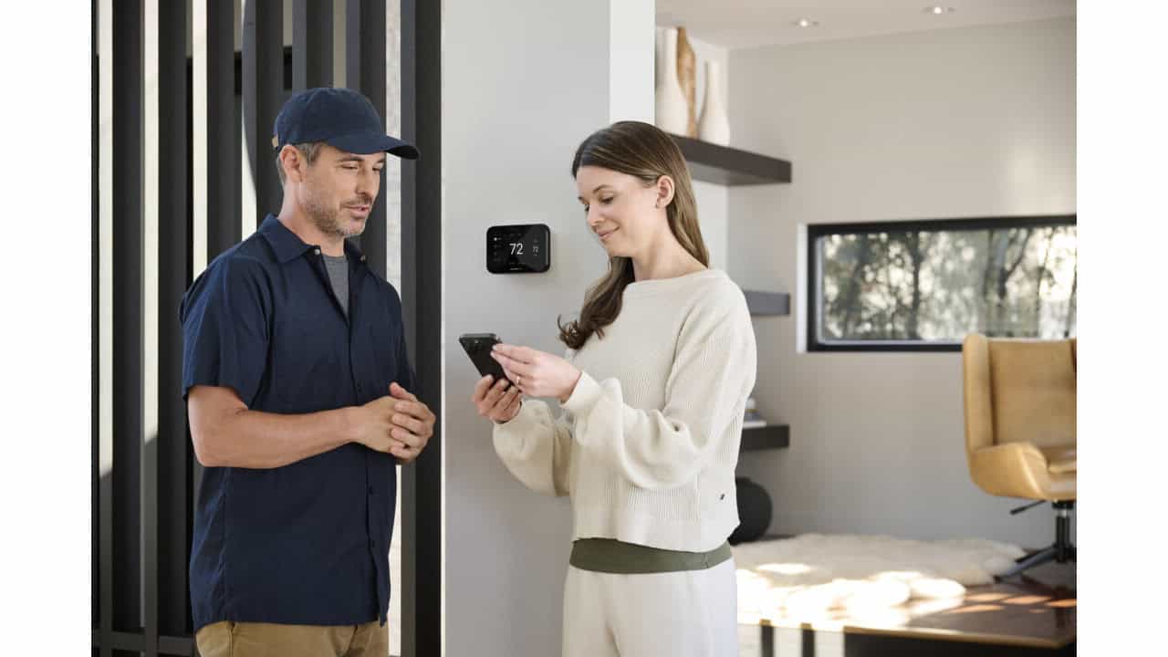 Honeywell Home Thermostats Get Apple HomeView Compatibility in Early 2027