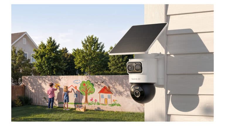 Reolink's Solar OMVI 2i Ultra Dual-View Camera Is Now on Sale in the US, No Subscription Needed